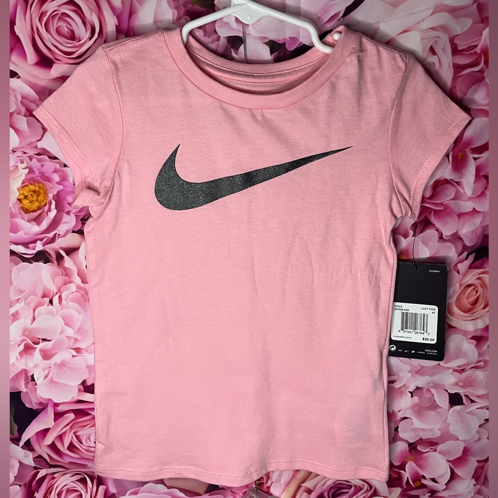 Nike NWT Sparkle Swoosh T-shirt | Size 4T